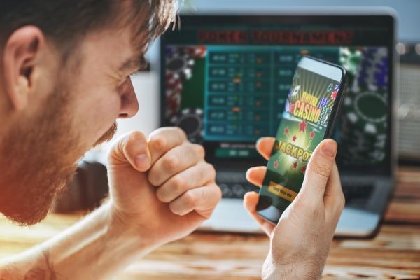 Antarmuka permainan Adventures Beyond Wonderland di platform bolabet189